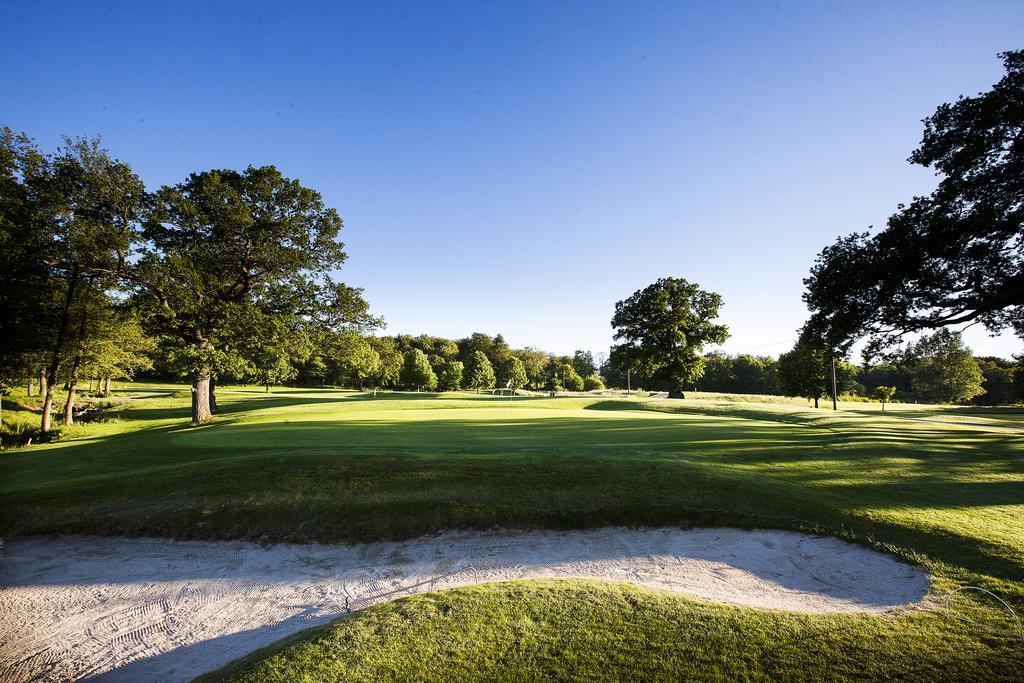 Soederasens Golf Lodge Risekatslosa Luaran gambar