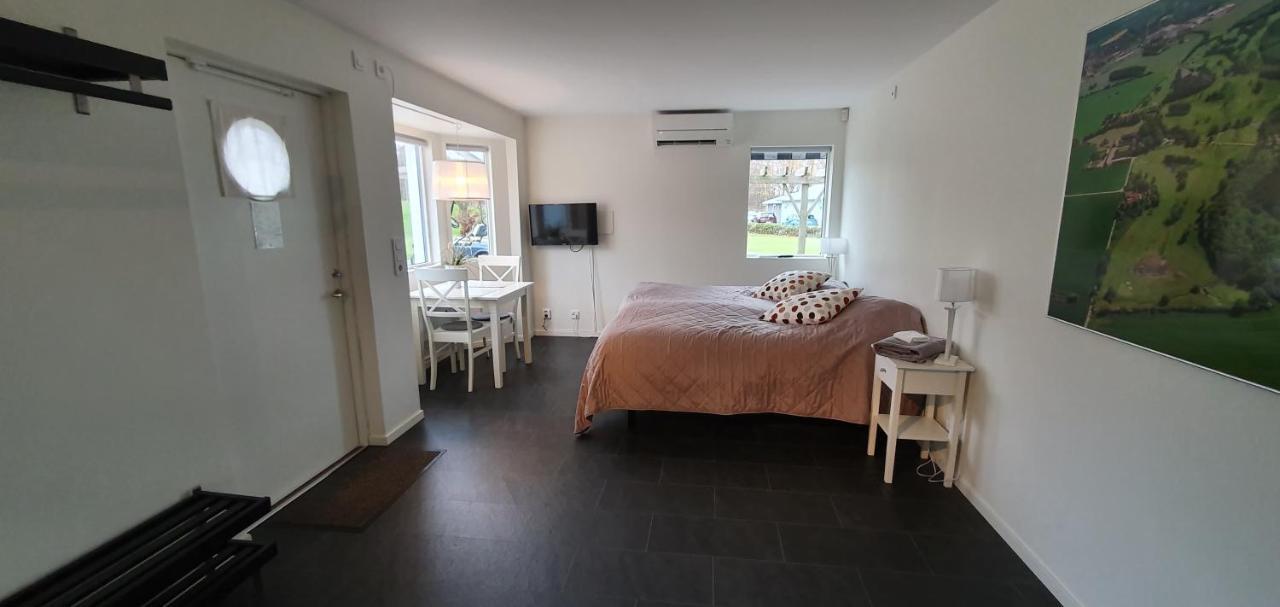 Soederasens Golf Lodge Risekatslosa Luaran gambar